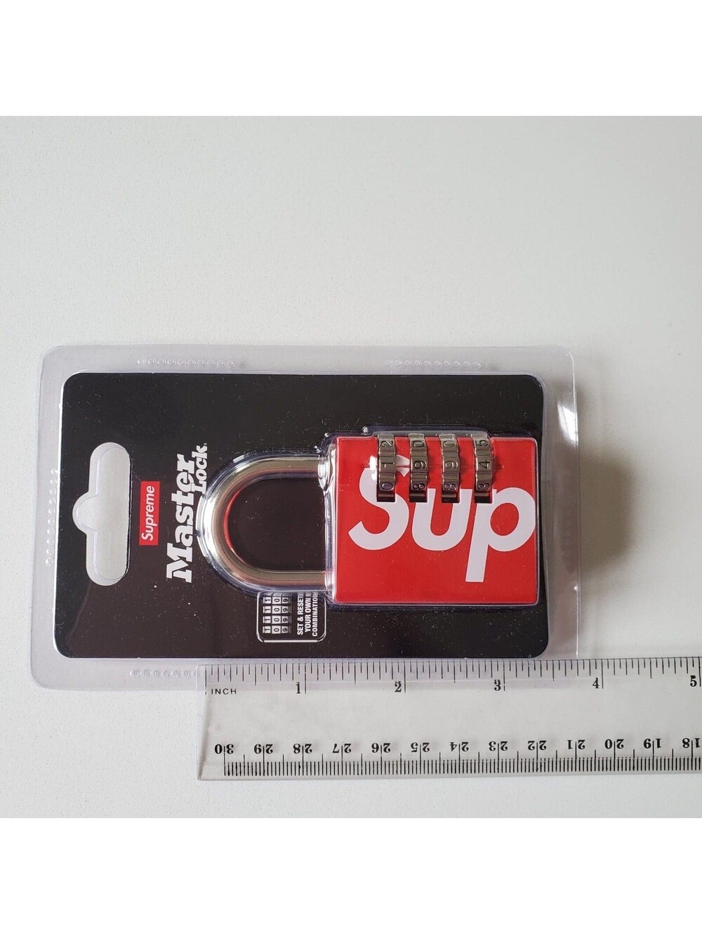 Supreme x Master Lock Numeric Combination Lock Red - Picture 3 of 3